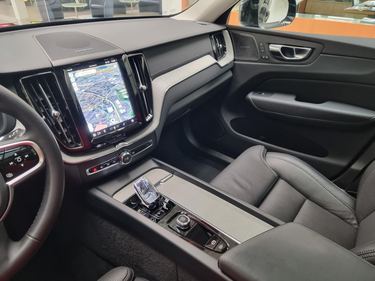 0679-0003341_p68 - VOLVO - XC 60 - 2025 - photo 4