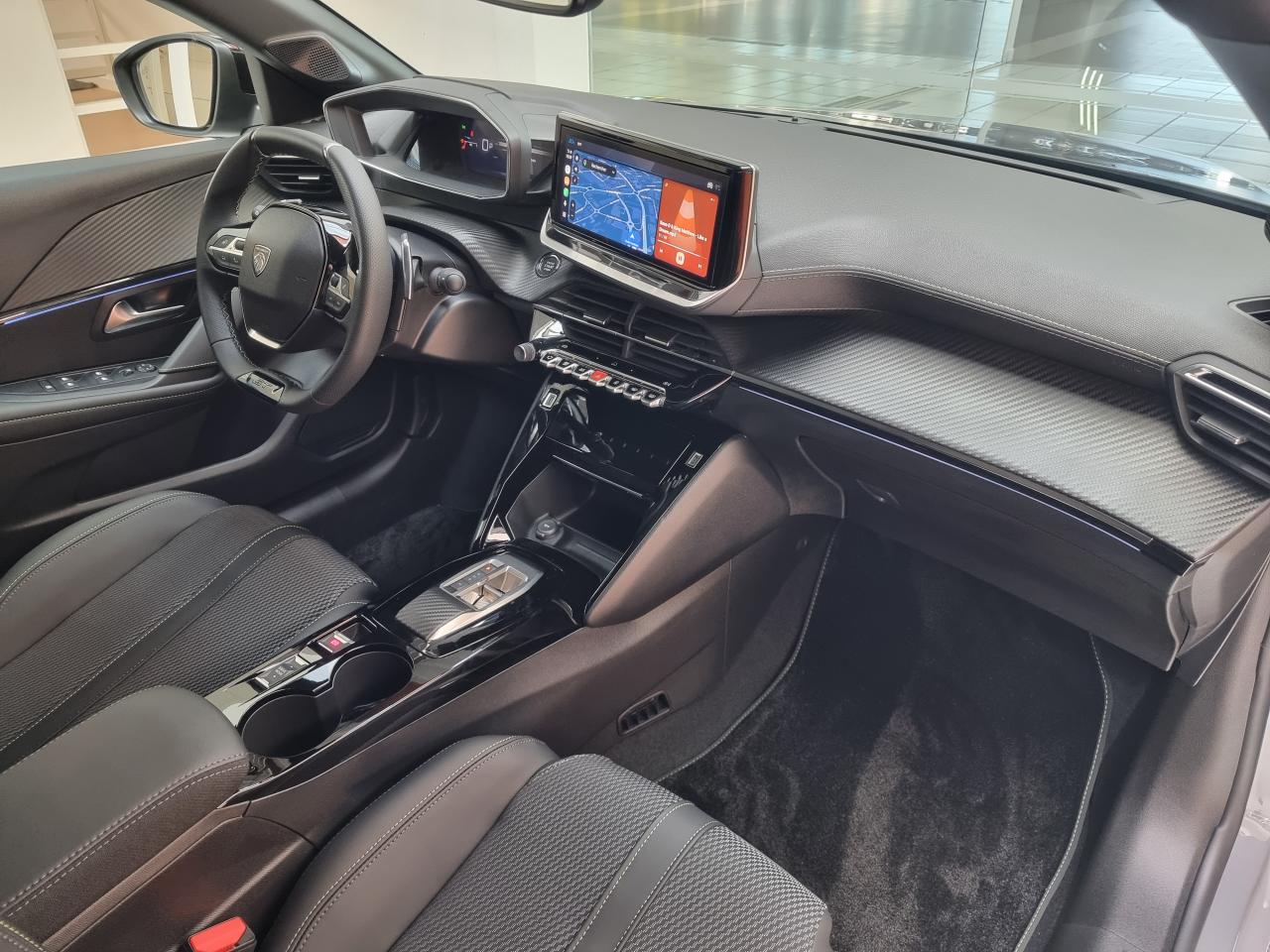 0679-0003374_p68 - PEUGEOT - 208 - 2025 - photo 3