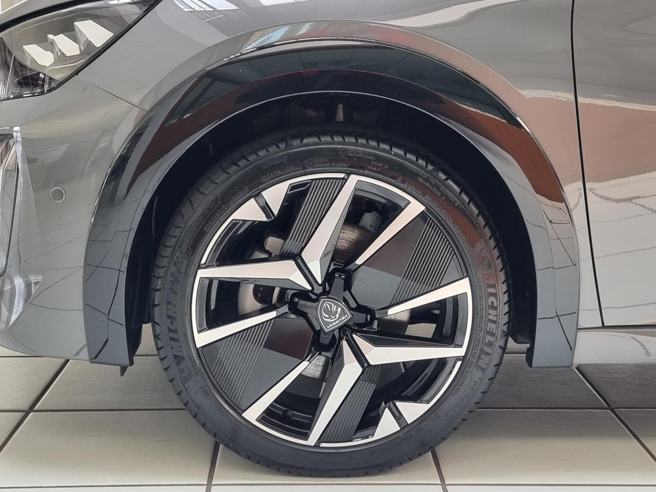 0679-0003374_p68 - PEUGEOT - 208 - 2025 - photo 5