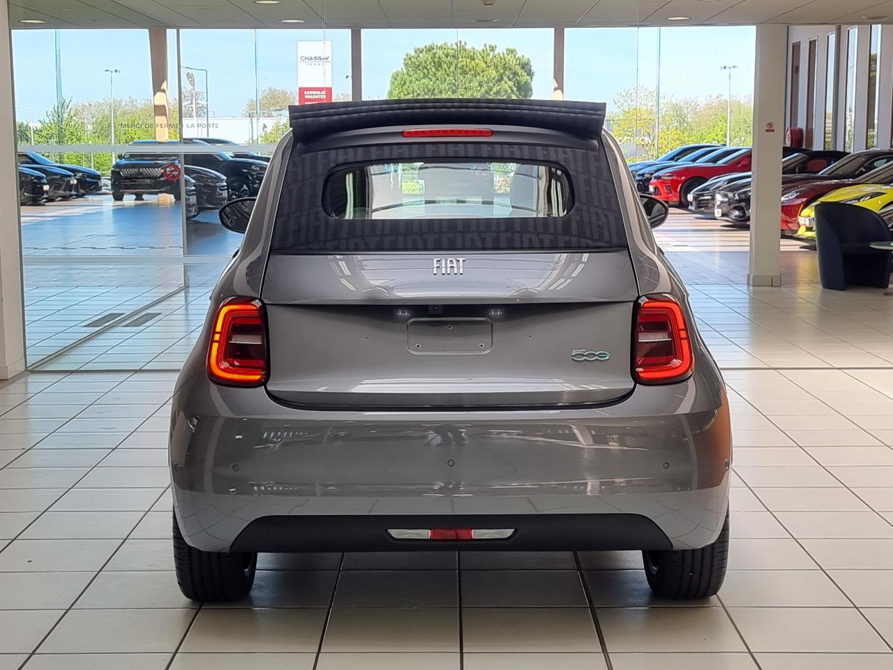 0679-0003391_p68 - FIAT - 500 - 2023 - photo 23