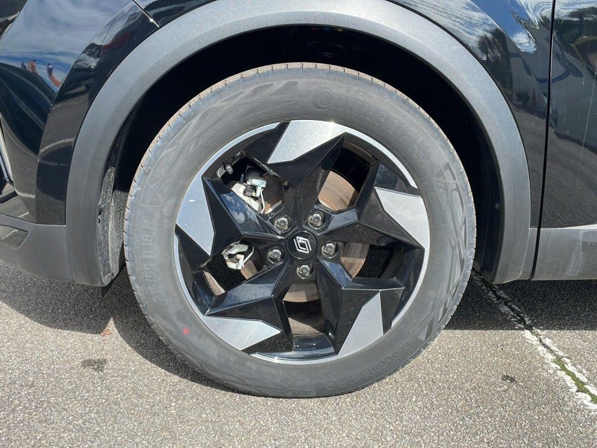 363039_p2 - RENAULT - CAPTUR - 2025 - photo 9