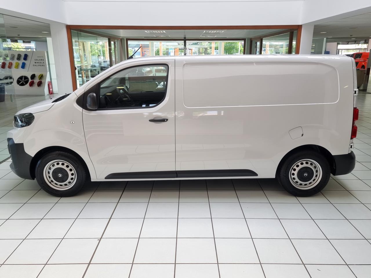 0679-0003456_p68 - CITROEN - JUMPY - 2025 - photo 26