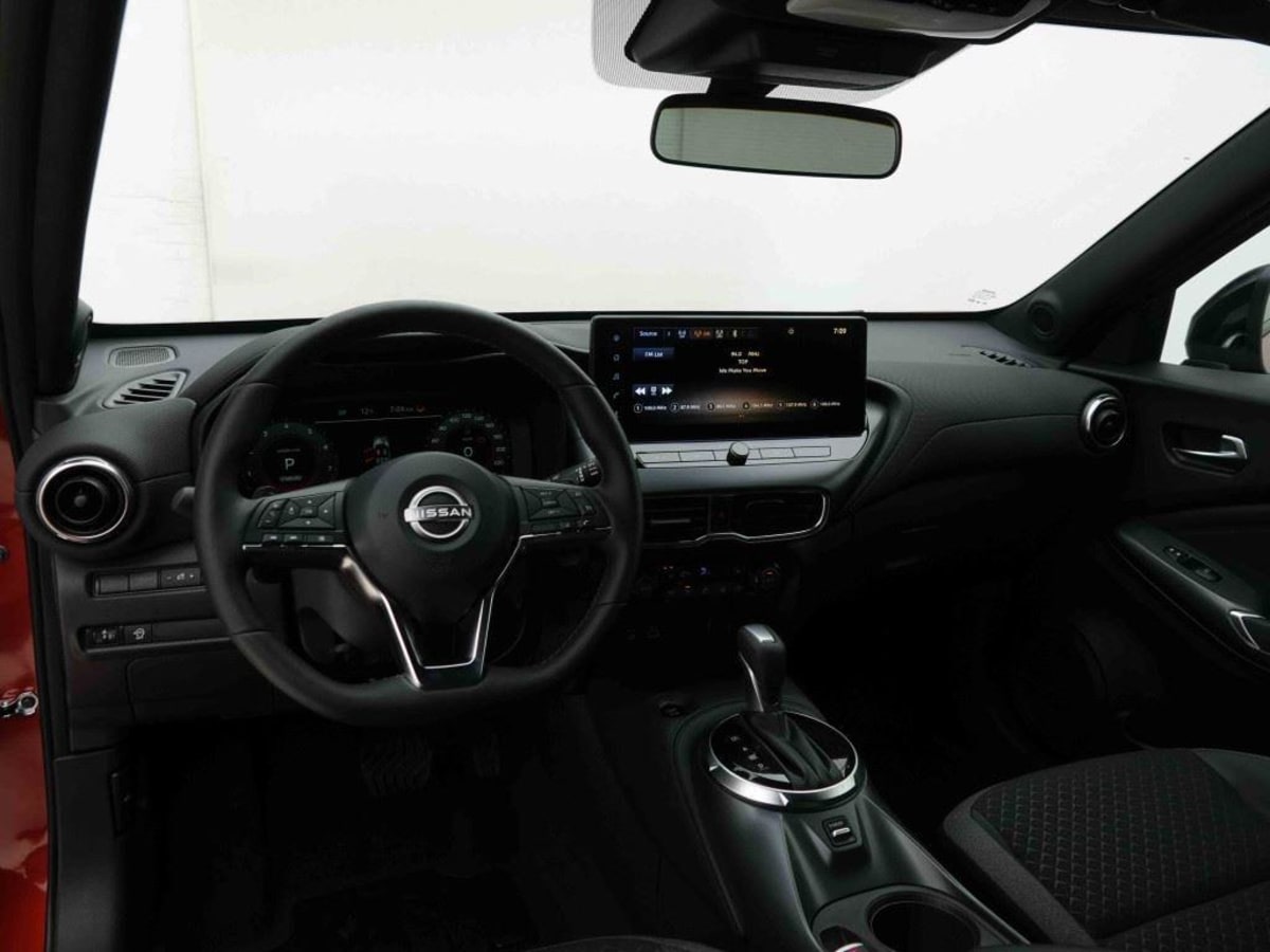 389244_p2 - NISSAN - JUKE - 2026 - photo 8