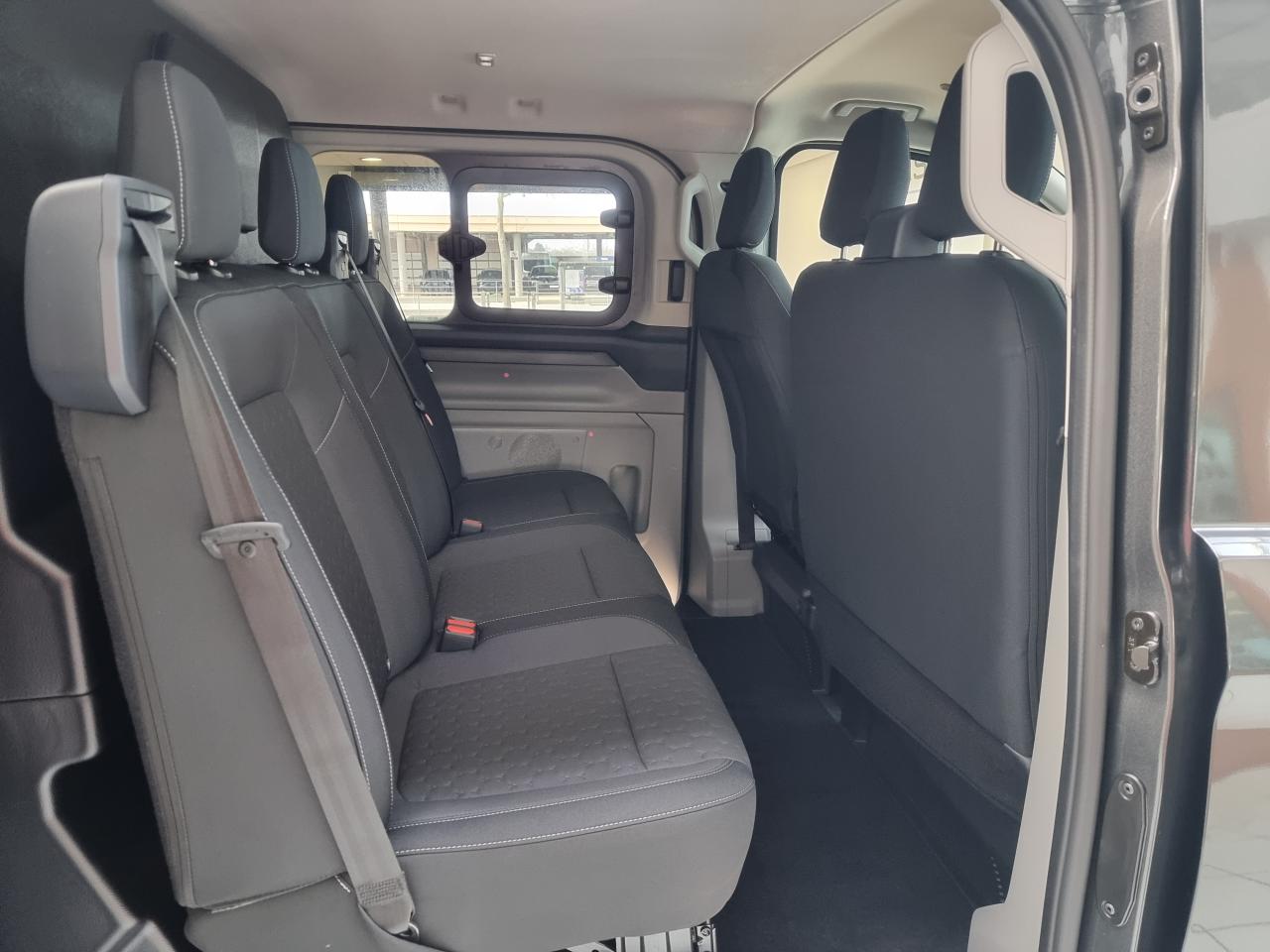 0679-0003540_p68 - FORD - TRANSIT - 2026 - photo 14