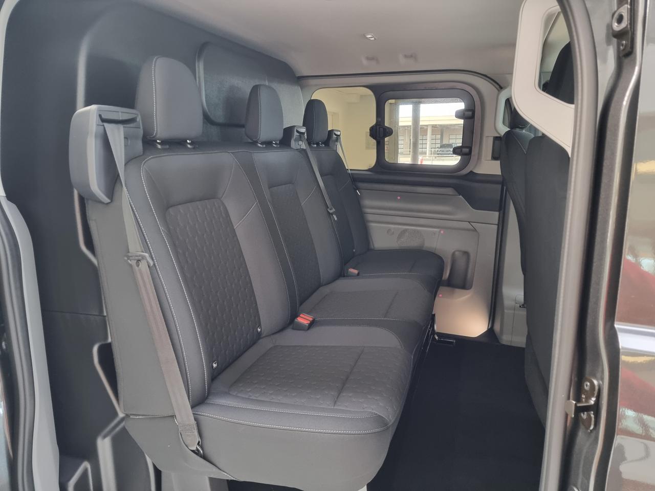 0679-0003540_p68 - FORD - TRANSIT - 2026 - photo 13
