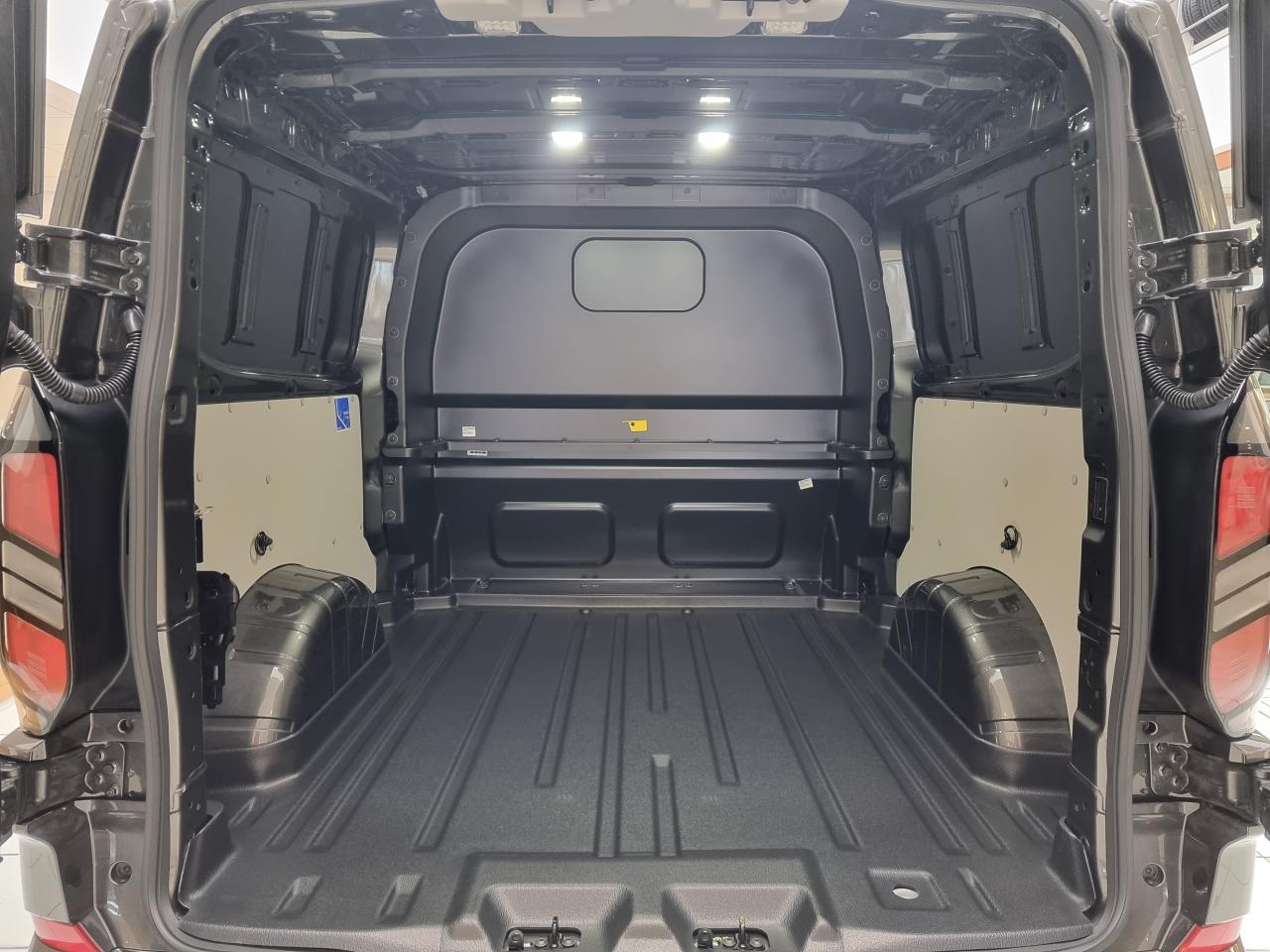 0679-0003540_p68 - FORD - TRANSIT - 2026 - photo 15