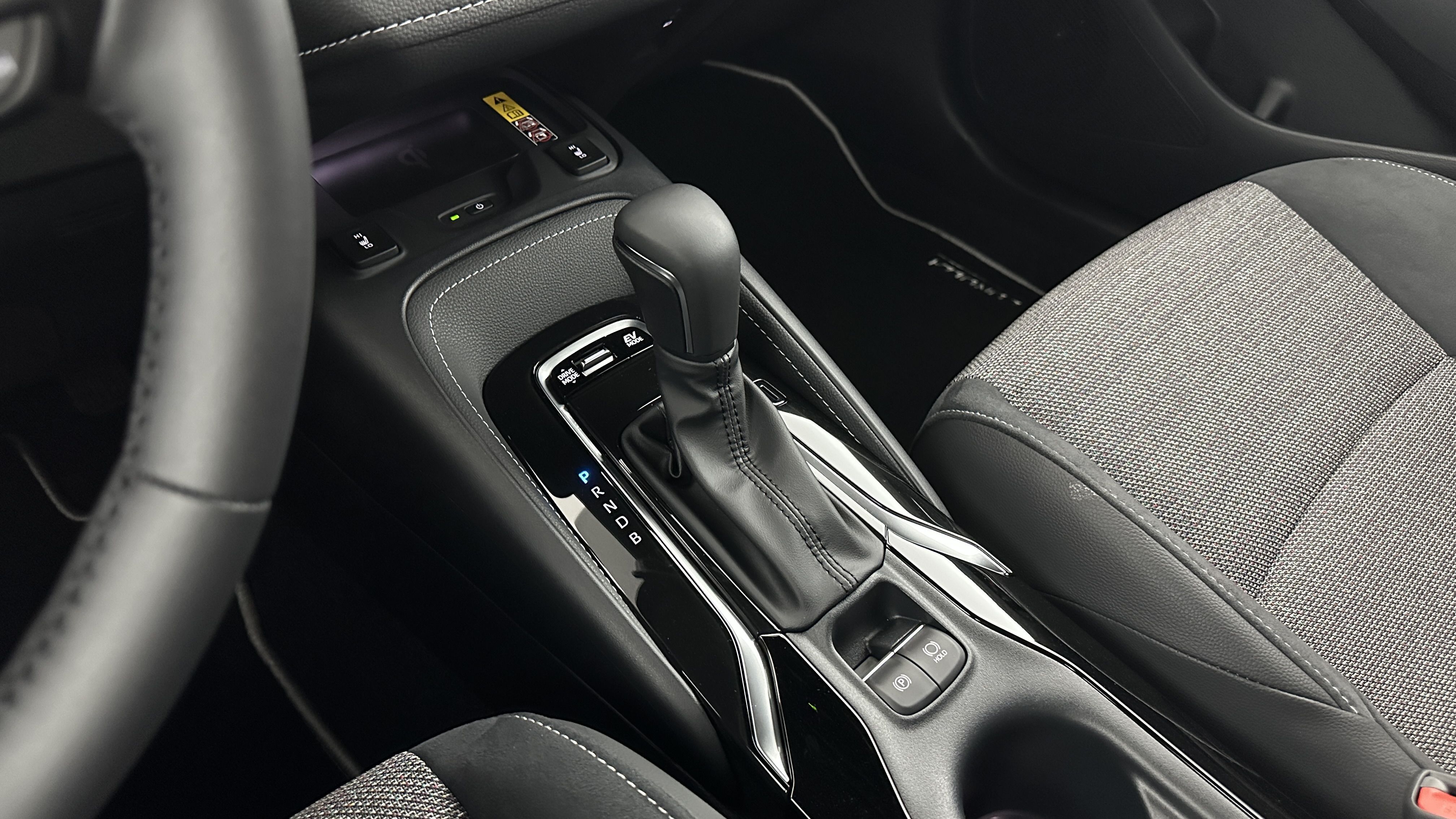 GLI00033484_p53 - TOYOTA - COROLLA TOURING SPORT - 2026 - photo 16