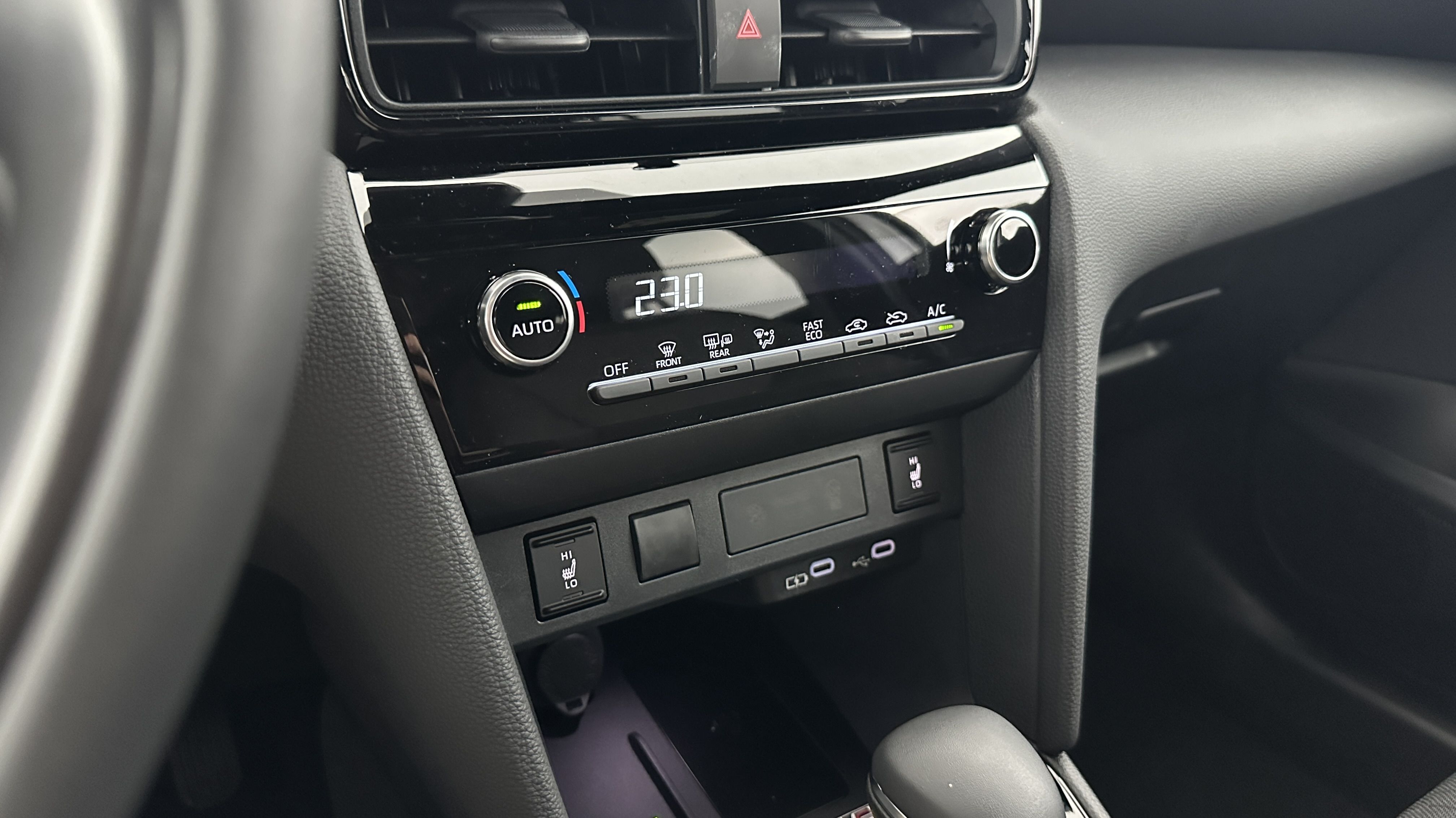 GLI00036690_p53 - TOYOTA - YARIS CROSS - 2026 - photo 19