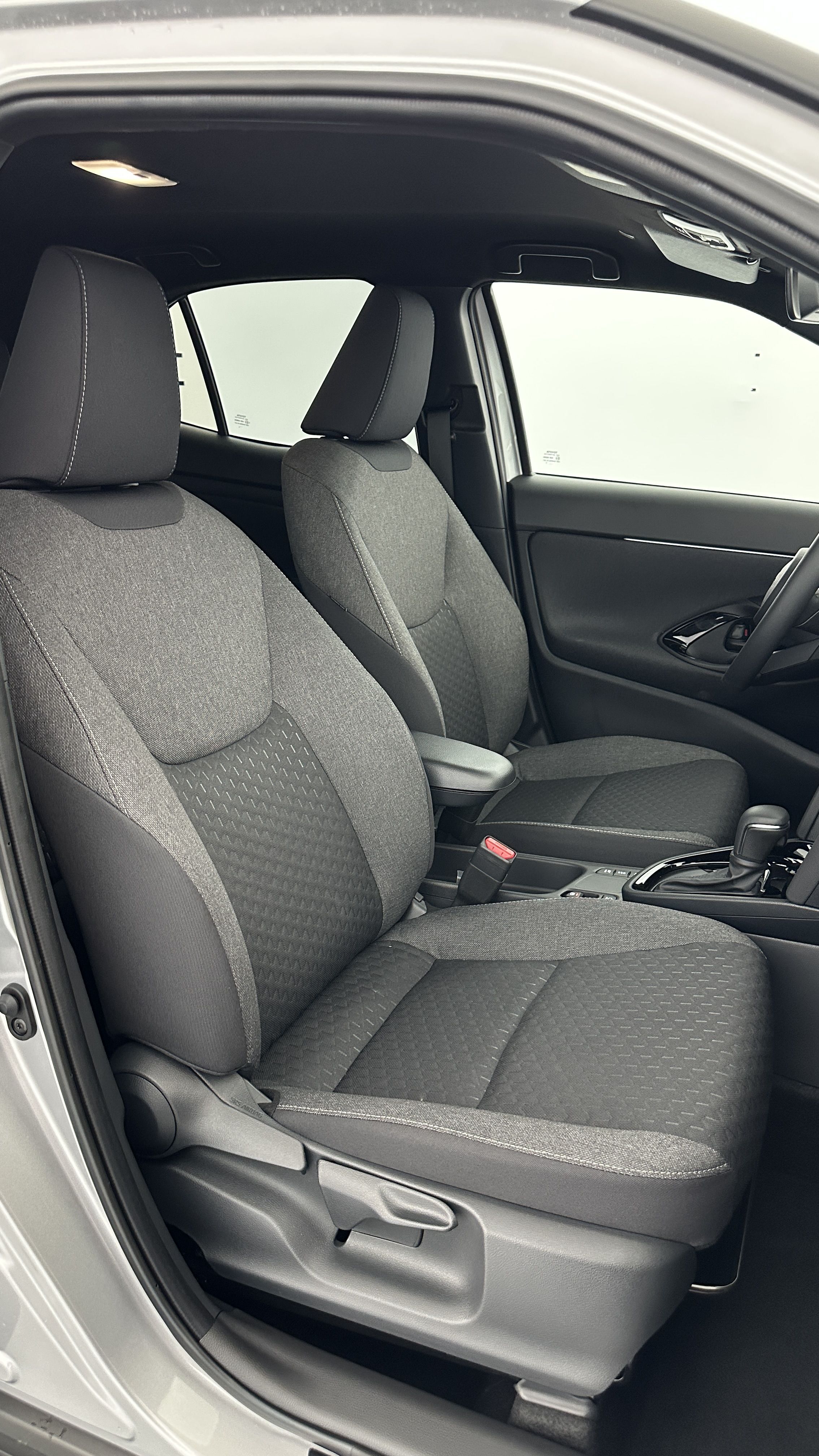GLI00036689_p53 - TOYOTA - YARIS CROSS - 2026 - photo 17