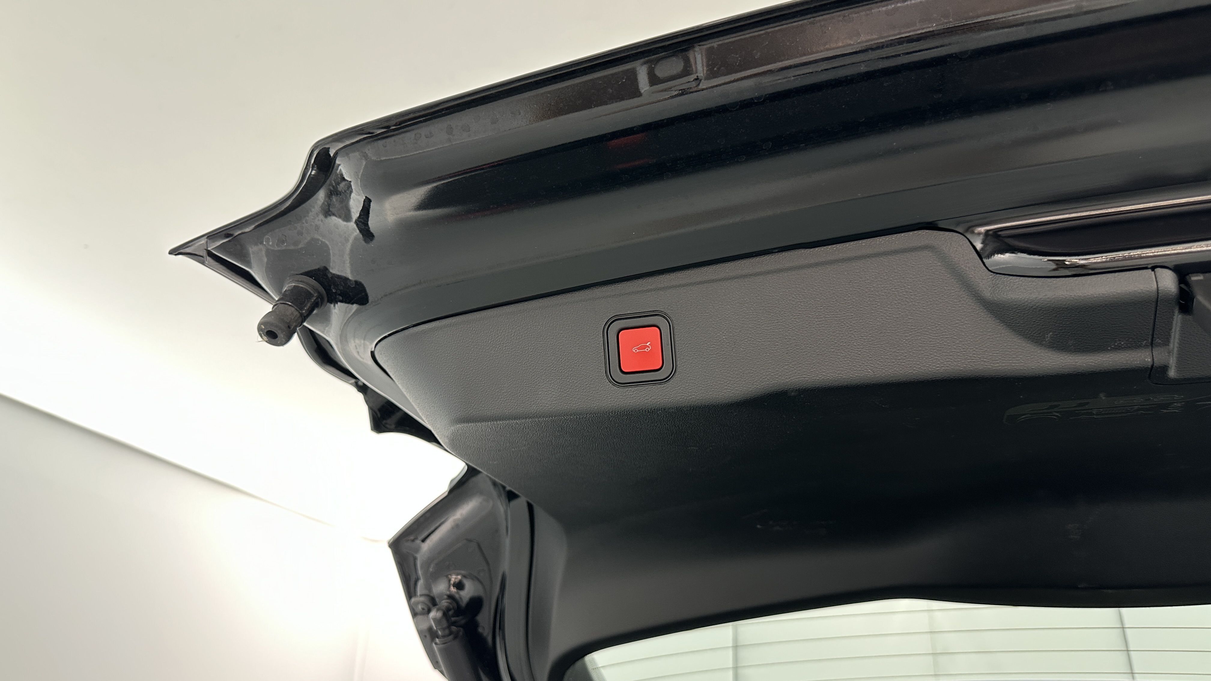 GLI00035636_p53 - JEEP - AVENGER - 2025 - photo 24